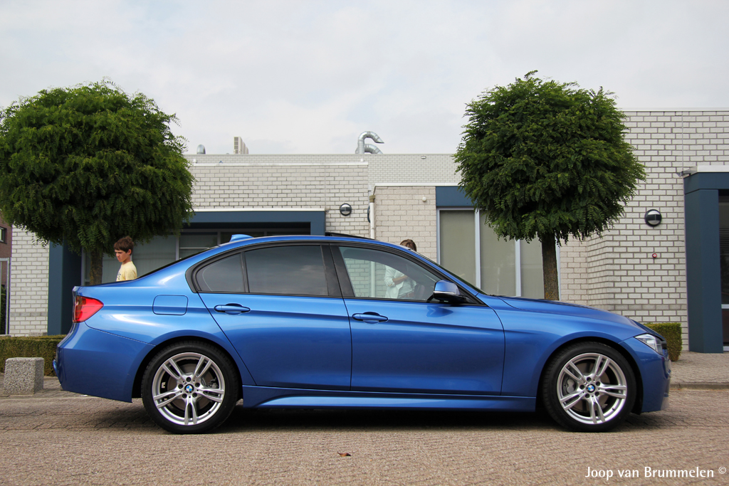 Bmw F30 Estoril Blue