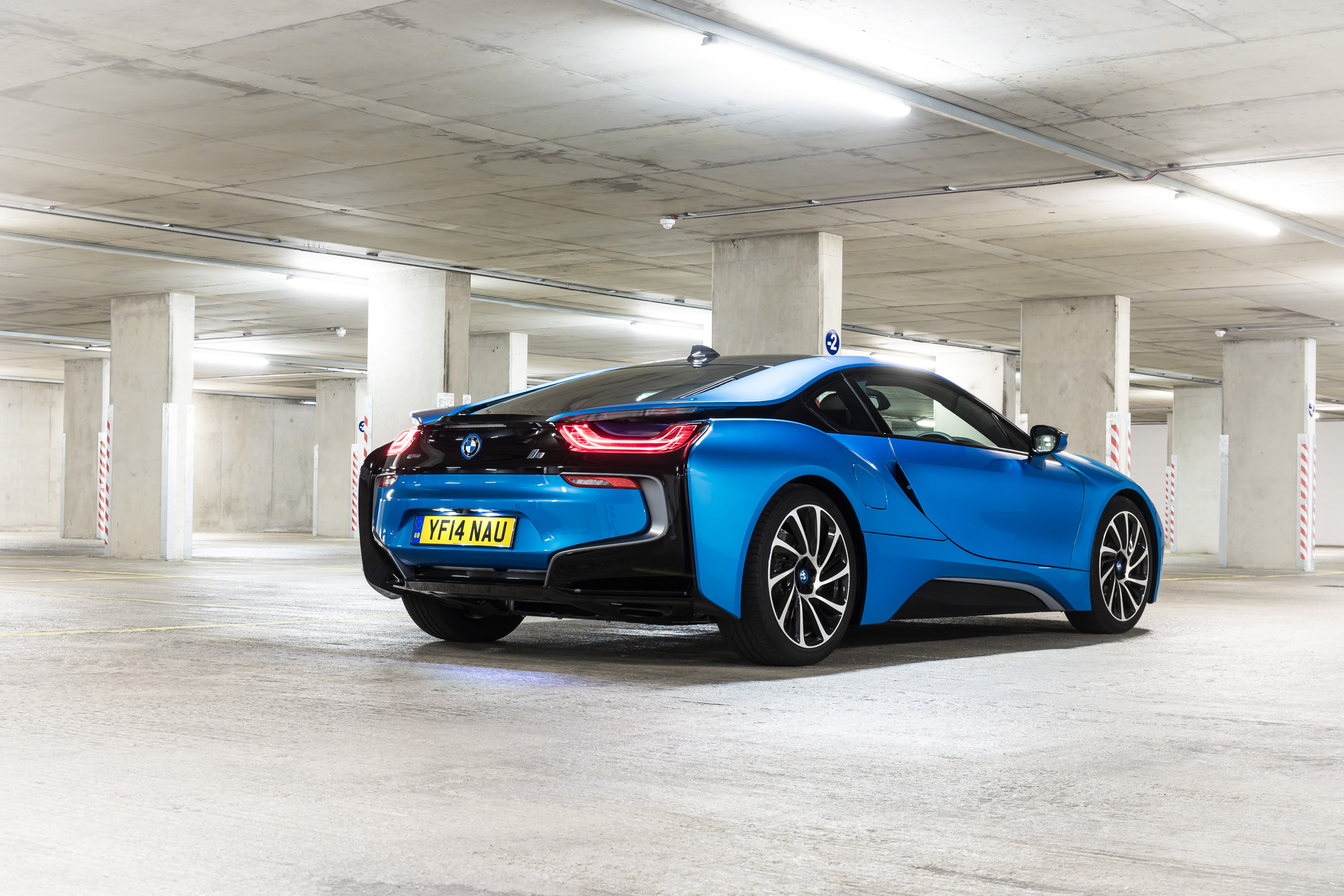 Bmw I8 M