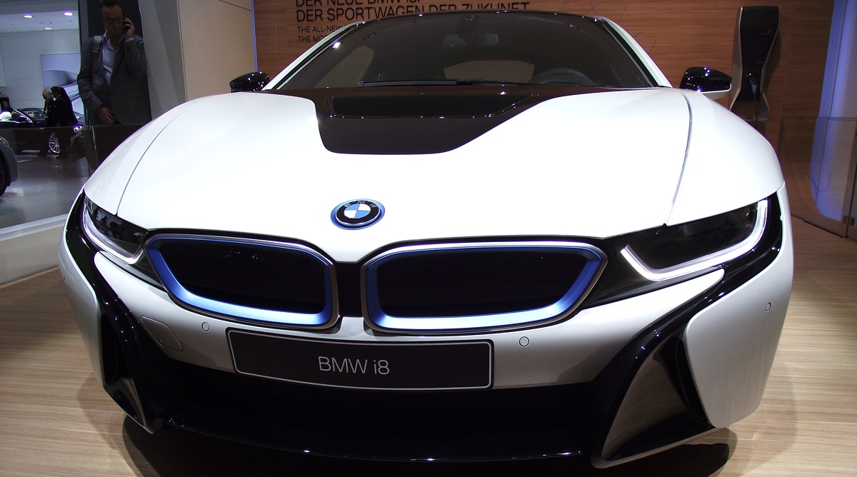 Bmw I8 V8