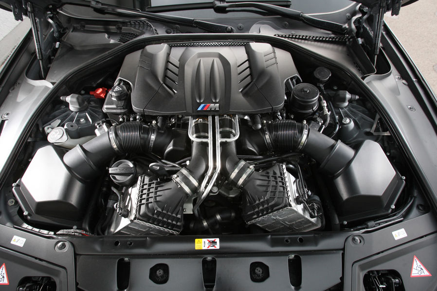 Bmw M V8