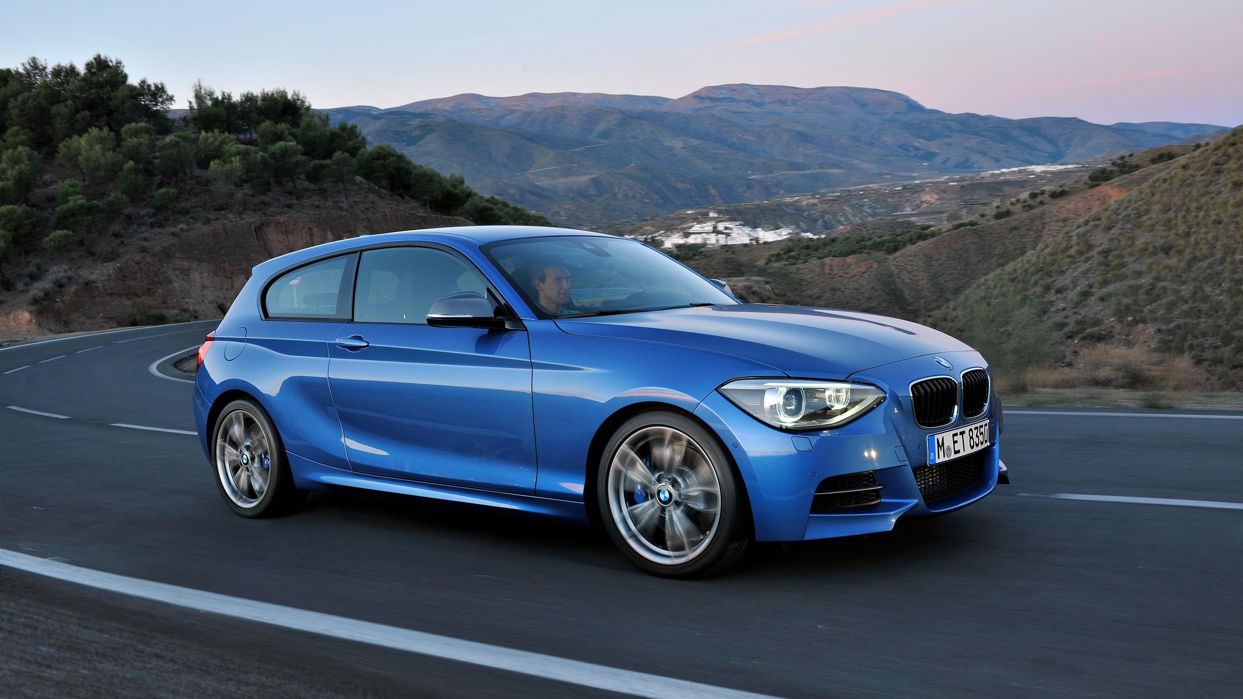 Bmw M1 2013