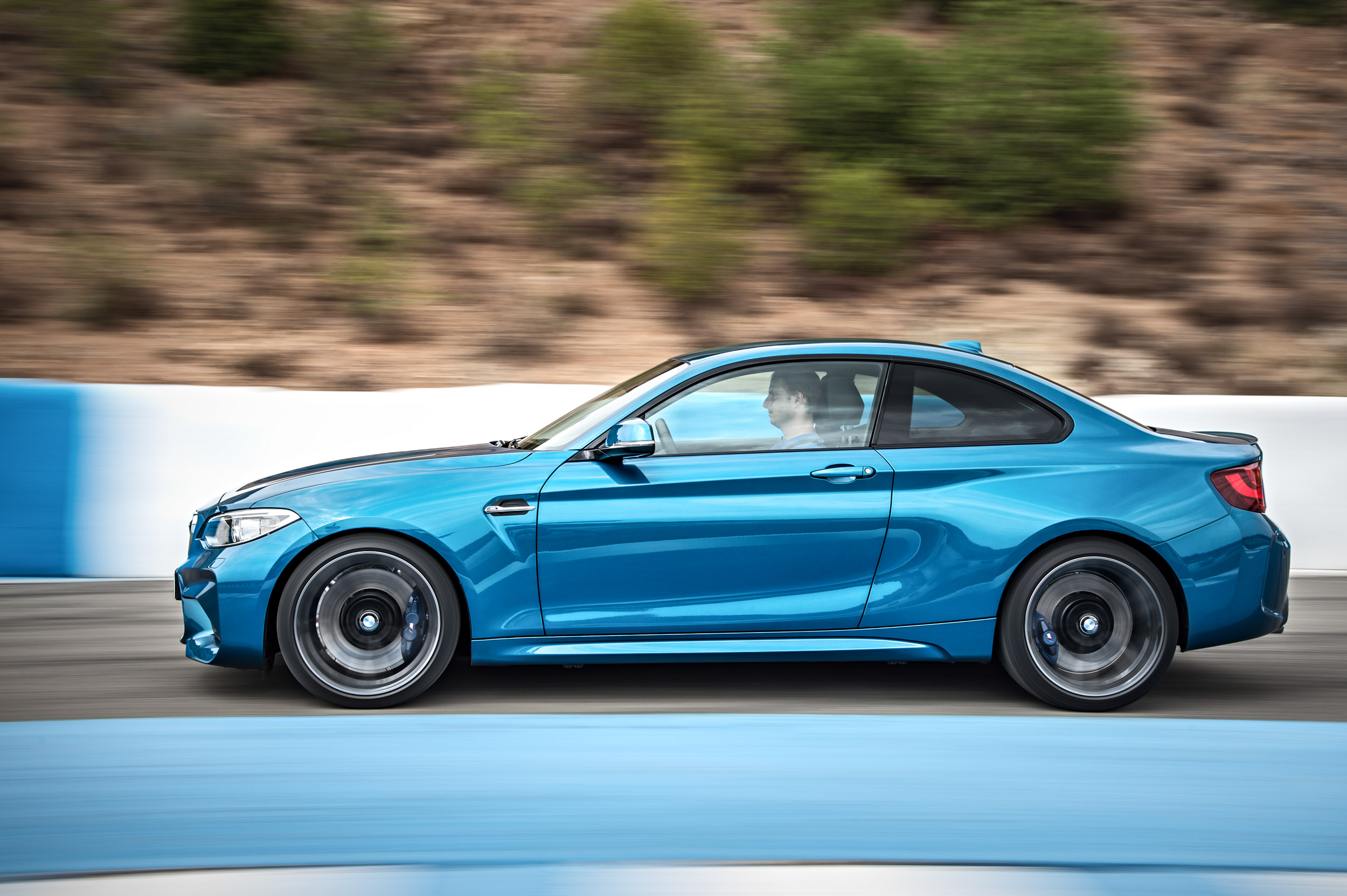 Bmw M2 Awd