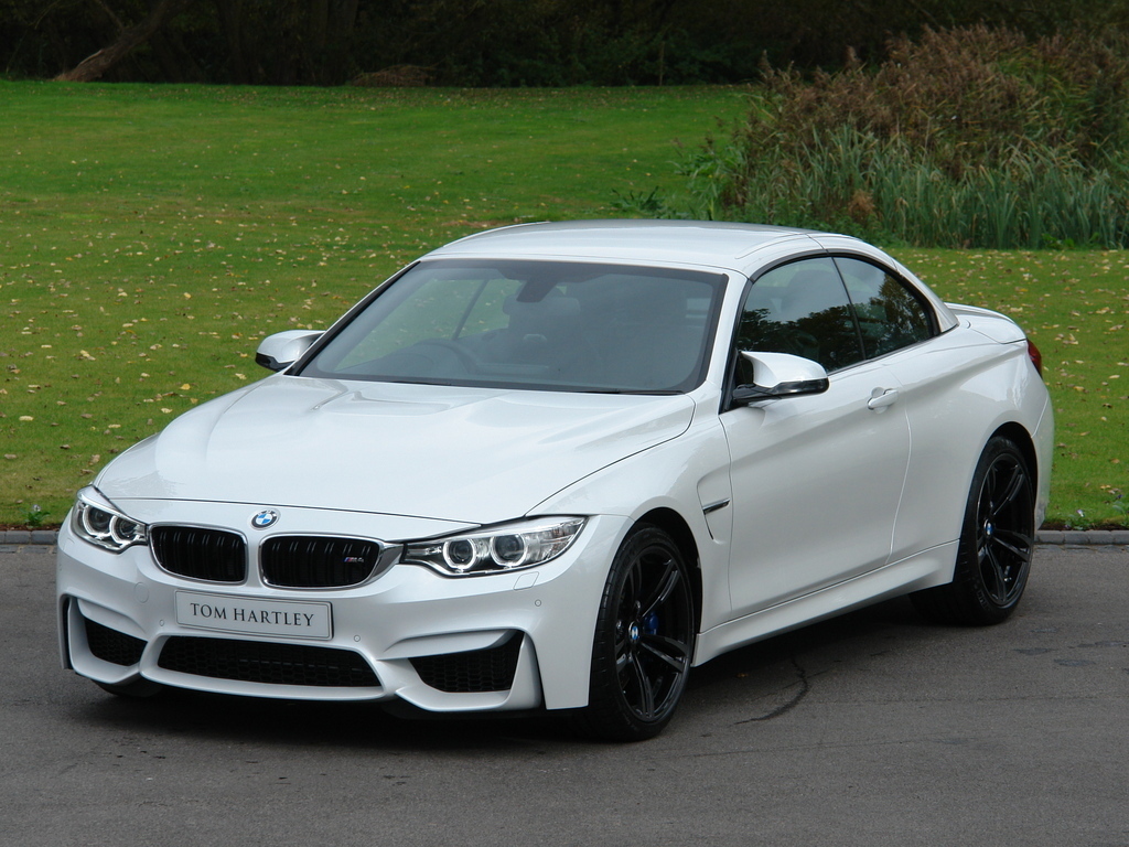 Bmw M4 Mineral White