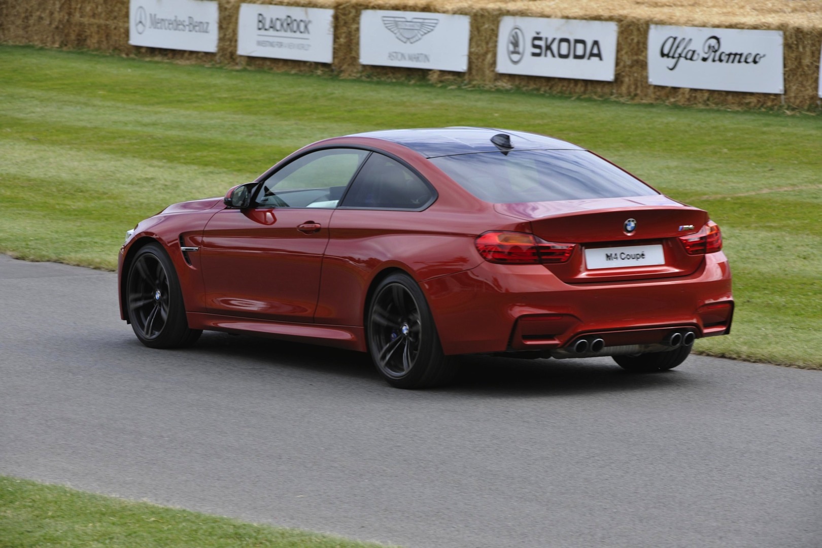 Bmw M4 Orange