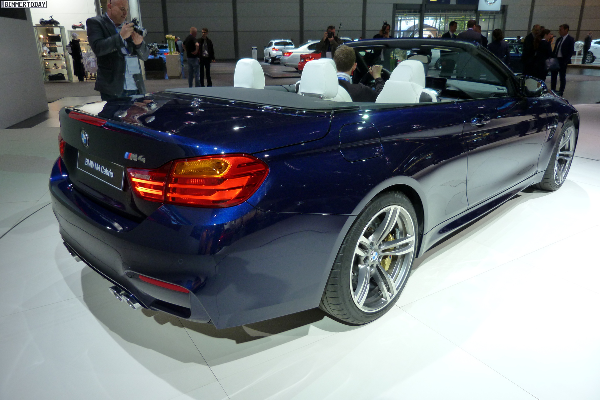 Bmw M4 Tanzanite Blue