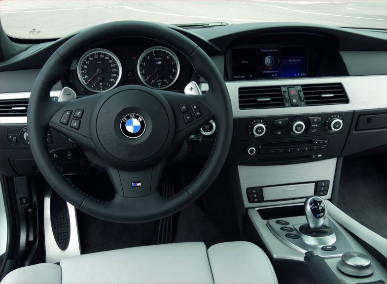 Bmw M5 2010
