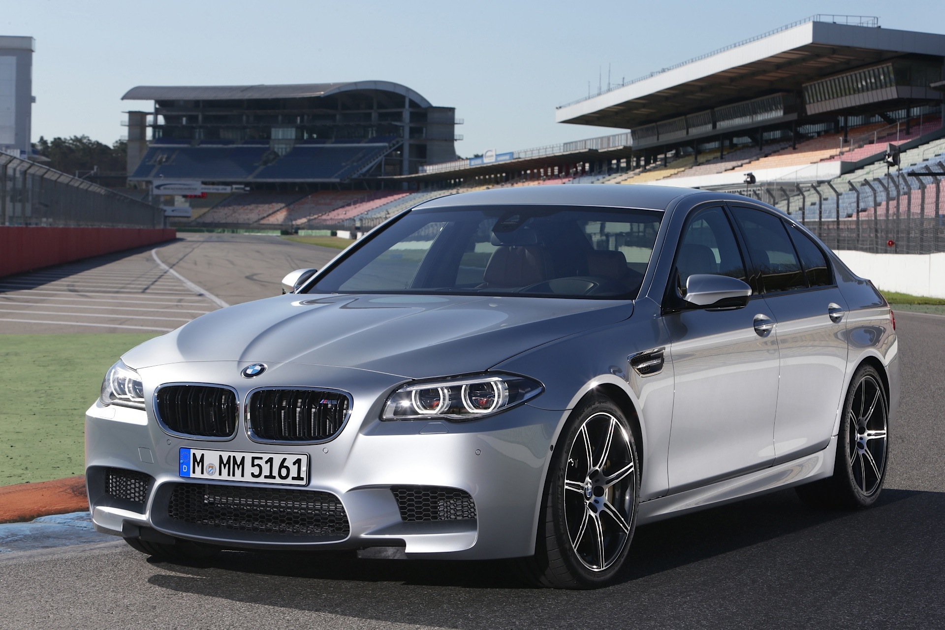 Bmw M5 2011