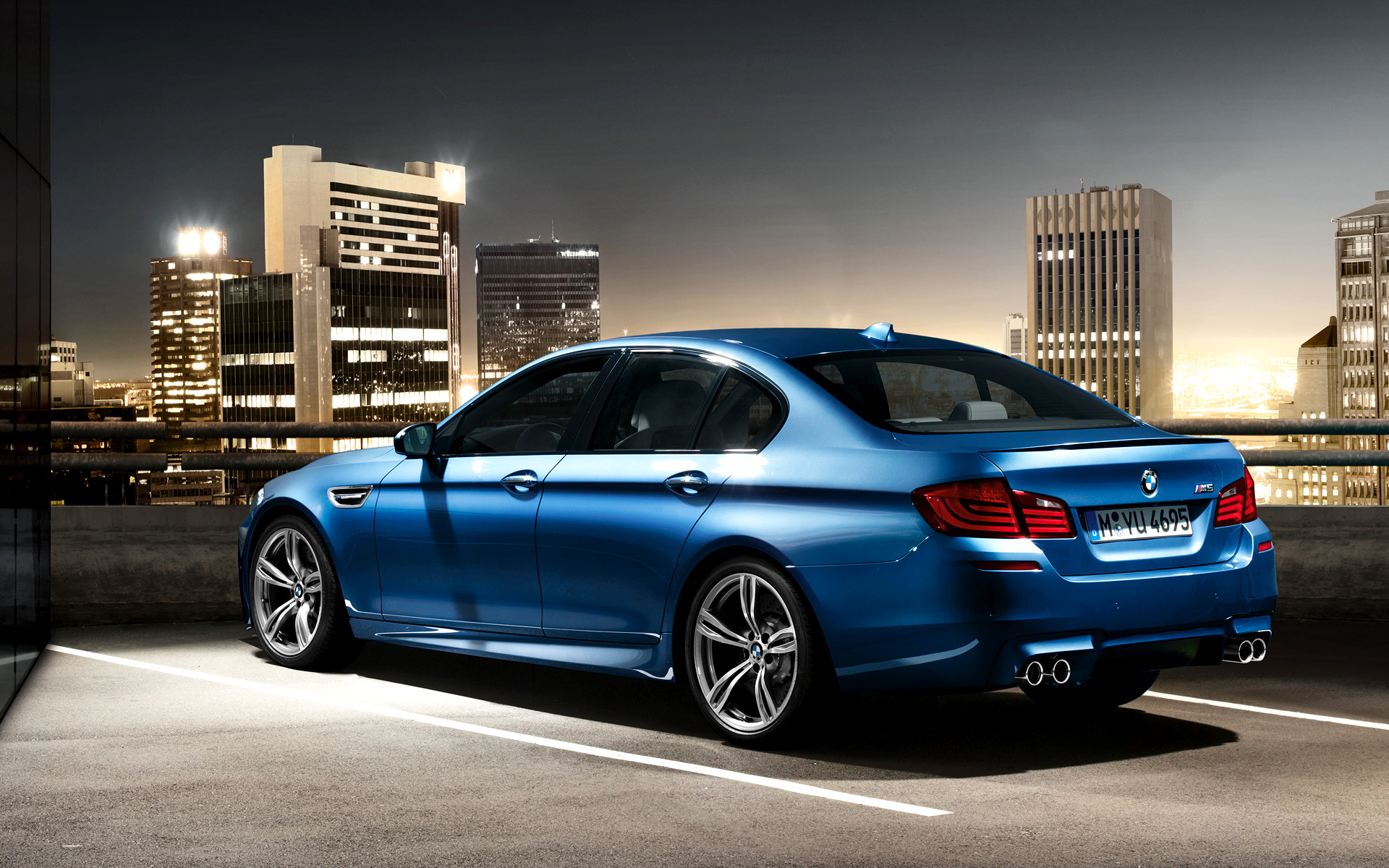 Bmw M5 4 Door