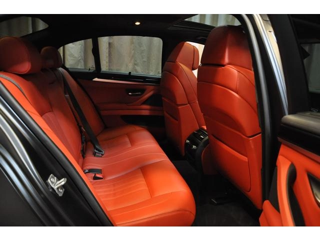 Bmw M5 Orange