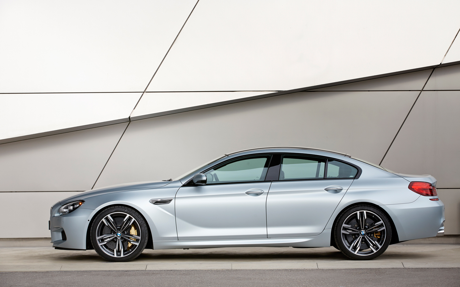 Bmw M6 Sedan