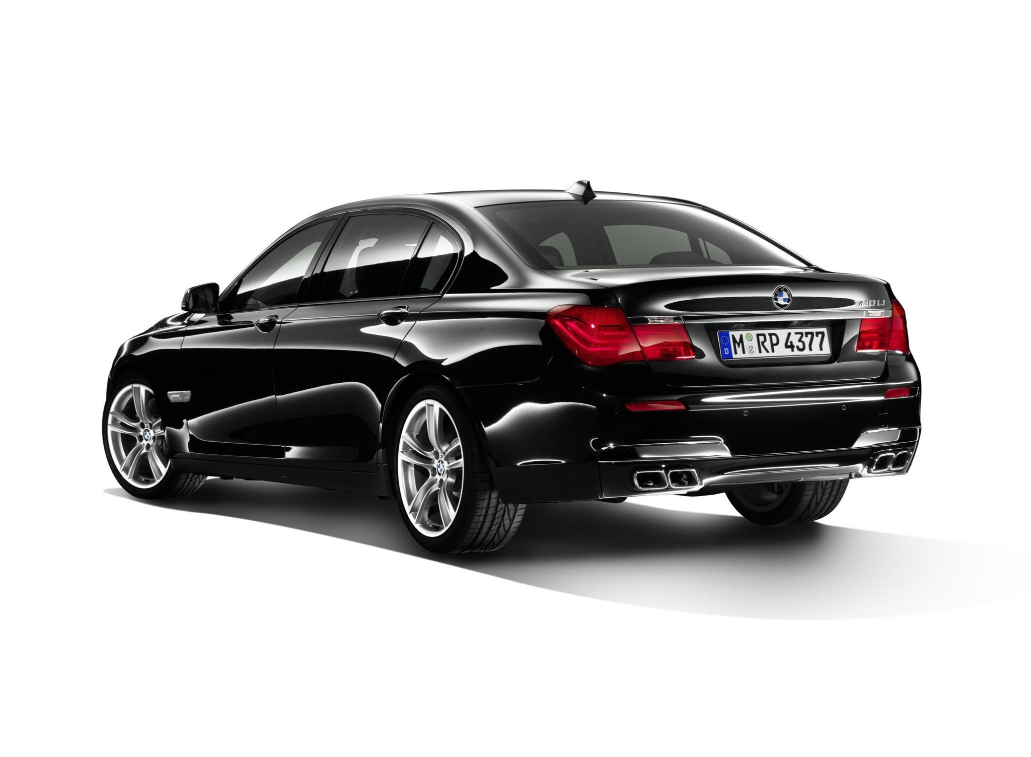 Bmw M7 2010