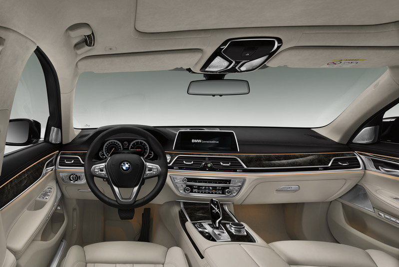 Bmw M7 2015