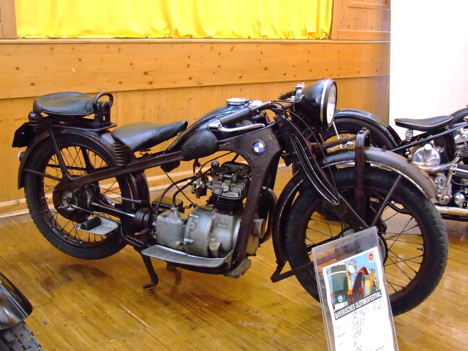 Bmw R 2