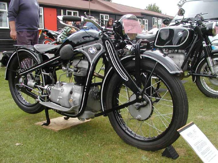 Bmw R 2