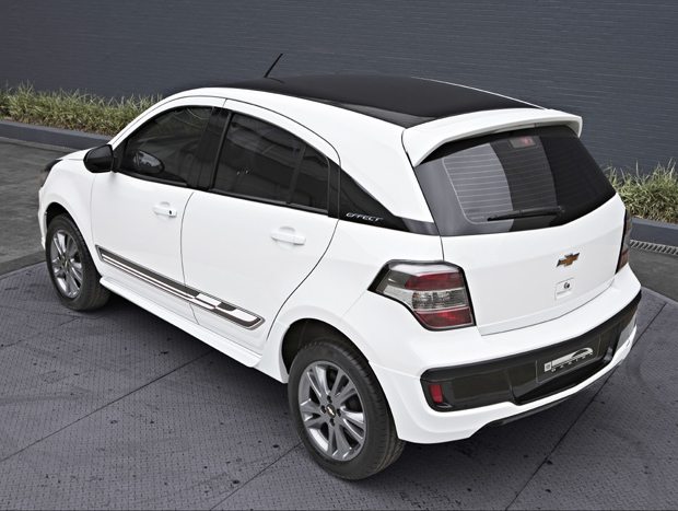 Chevrolet Agile Effect 2014
