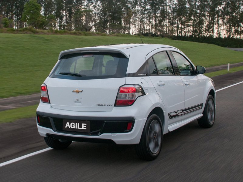Chevrolet Agile Effect 2014