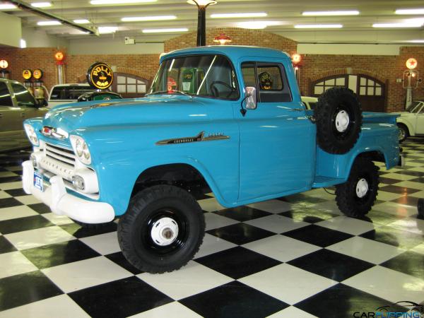 Chevrolet Apache 4x4