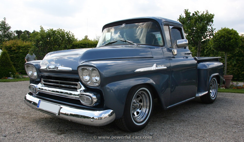 Chevrolet Apache Custom