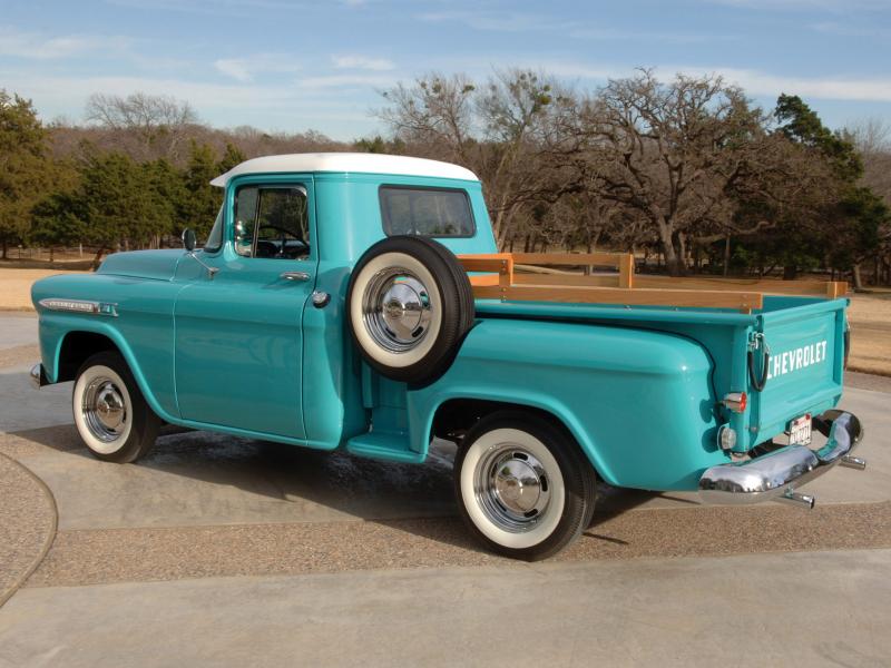 Chevrolet Apache Pickup