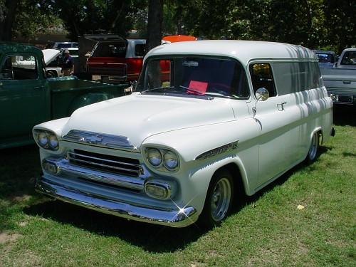 Chevrolet Apache Van