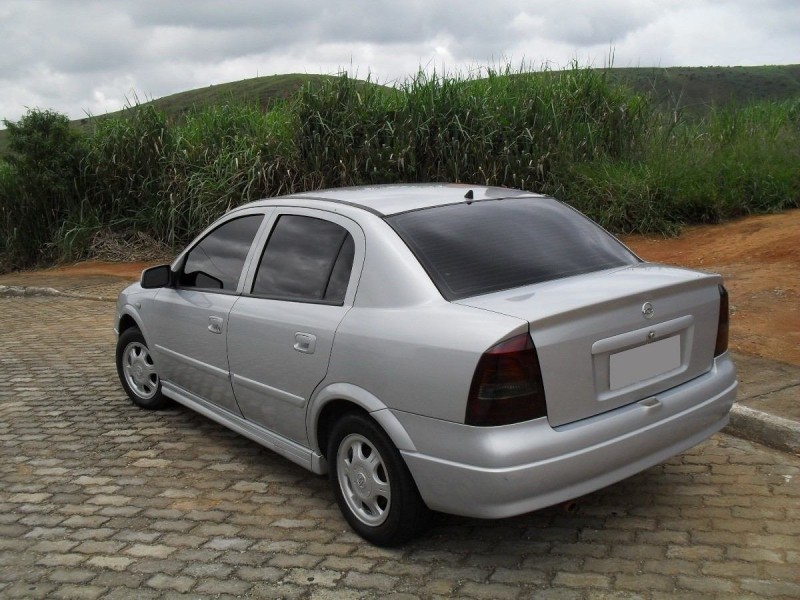 Chevrolet Astra 1.8
