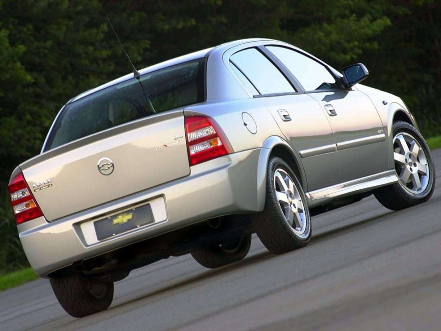 Chevrolet Astra 1.8