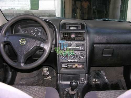 Chevrolet Astra 2004