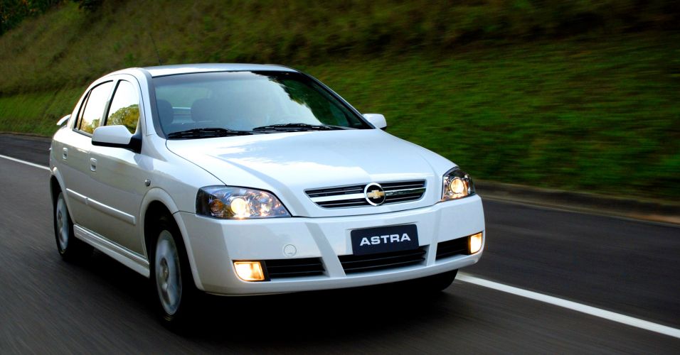 Chevrolet Astra Hatch Advantage 2.0