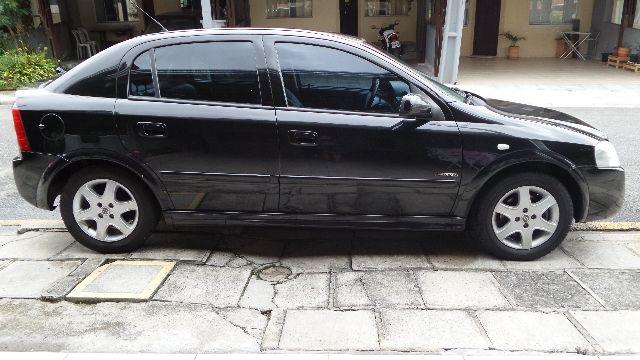 Chevrolet Astra Hatch Advantage 2.0