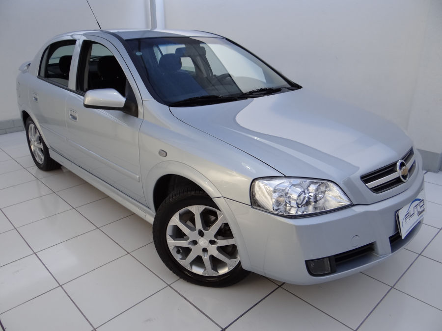 Chevrolet Astra Hatch Advantage 2.0