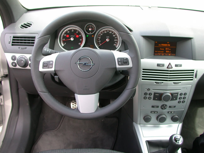 Chevrolet Astra Hatchback