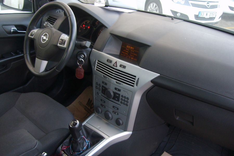 Chevrolet Astra Hatchback