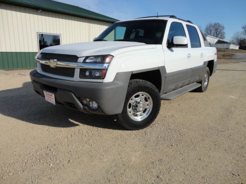 2002 Chevrolet Avalanche Crew Cab