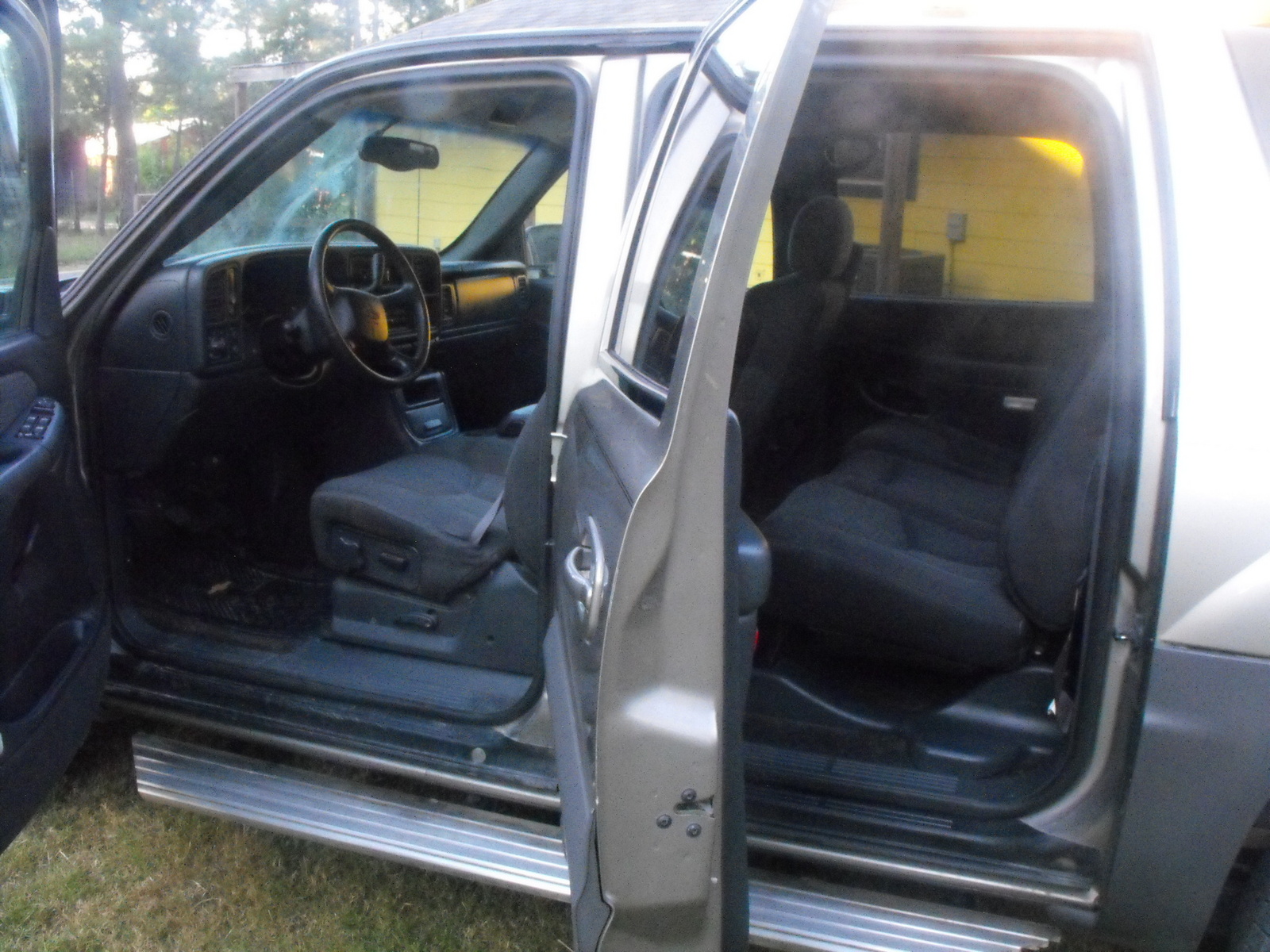 2002 Chevrolet Avalanche Crew Cab