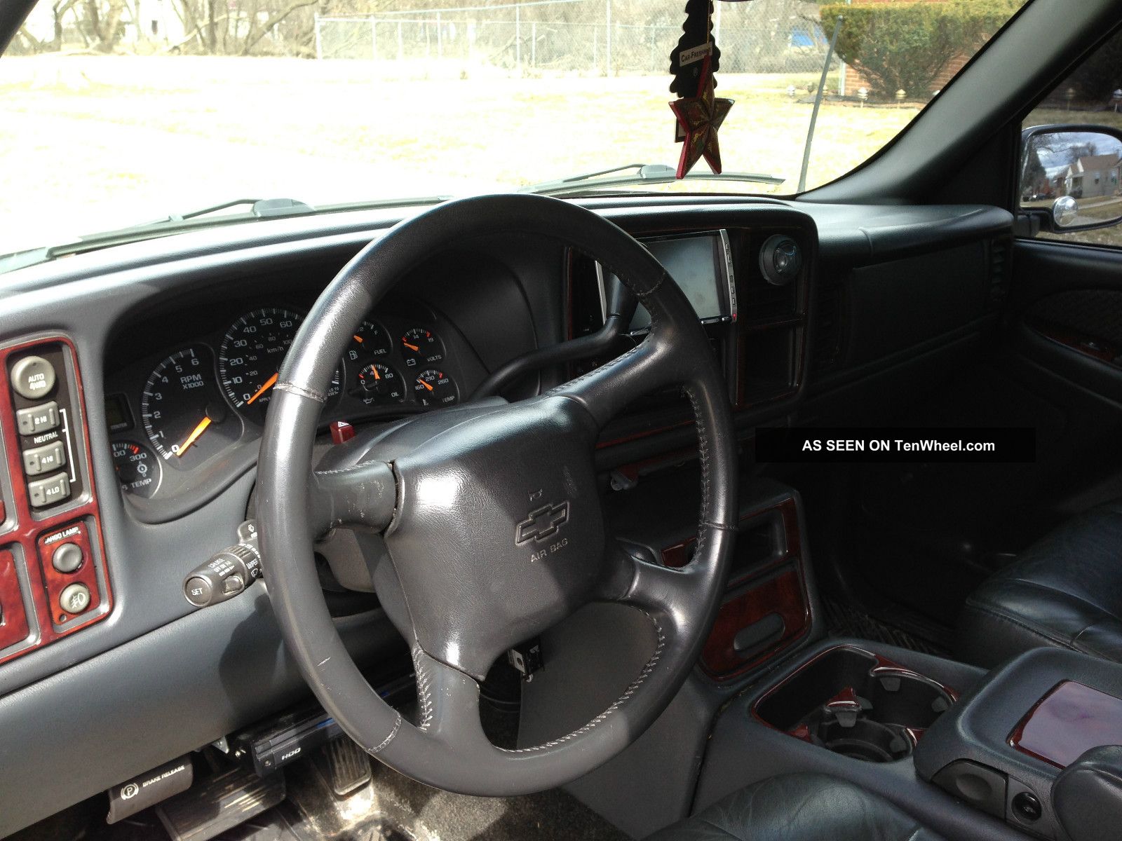 2002 Chevrolet Avalanche Crew Cab