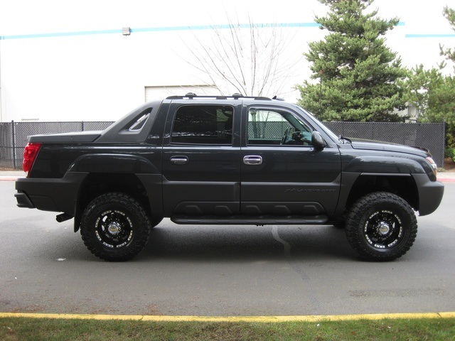 Chevrolet Avalanche 2003