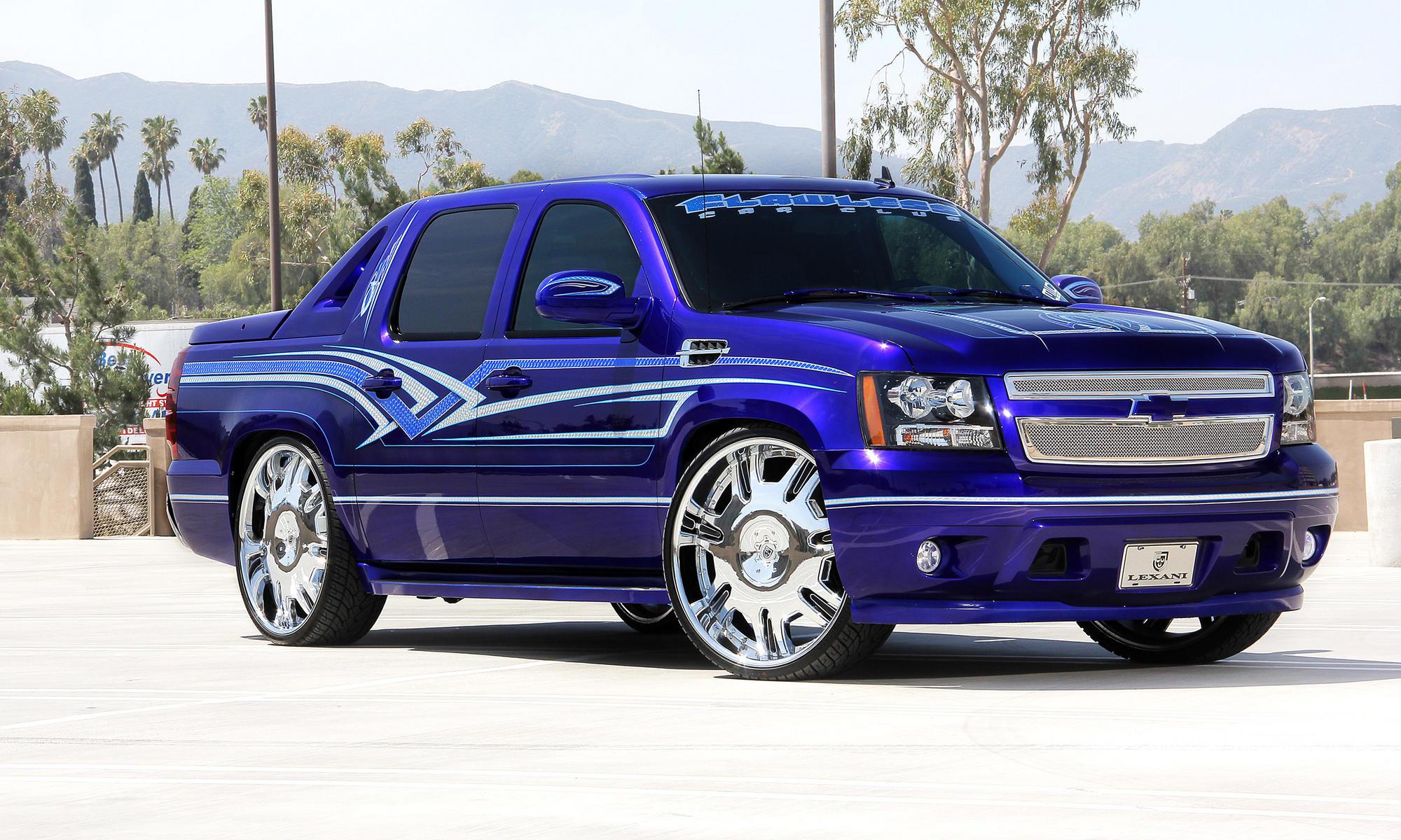 Chevrolet Avalanche Blue