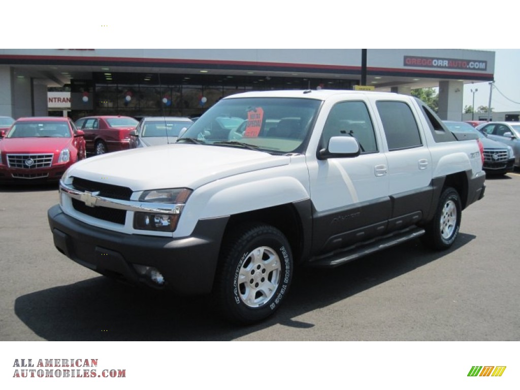 Chevrolet Avalanche White