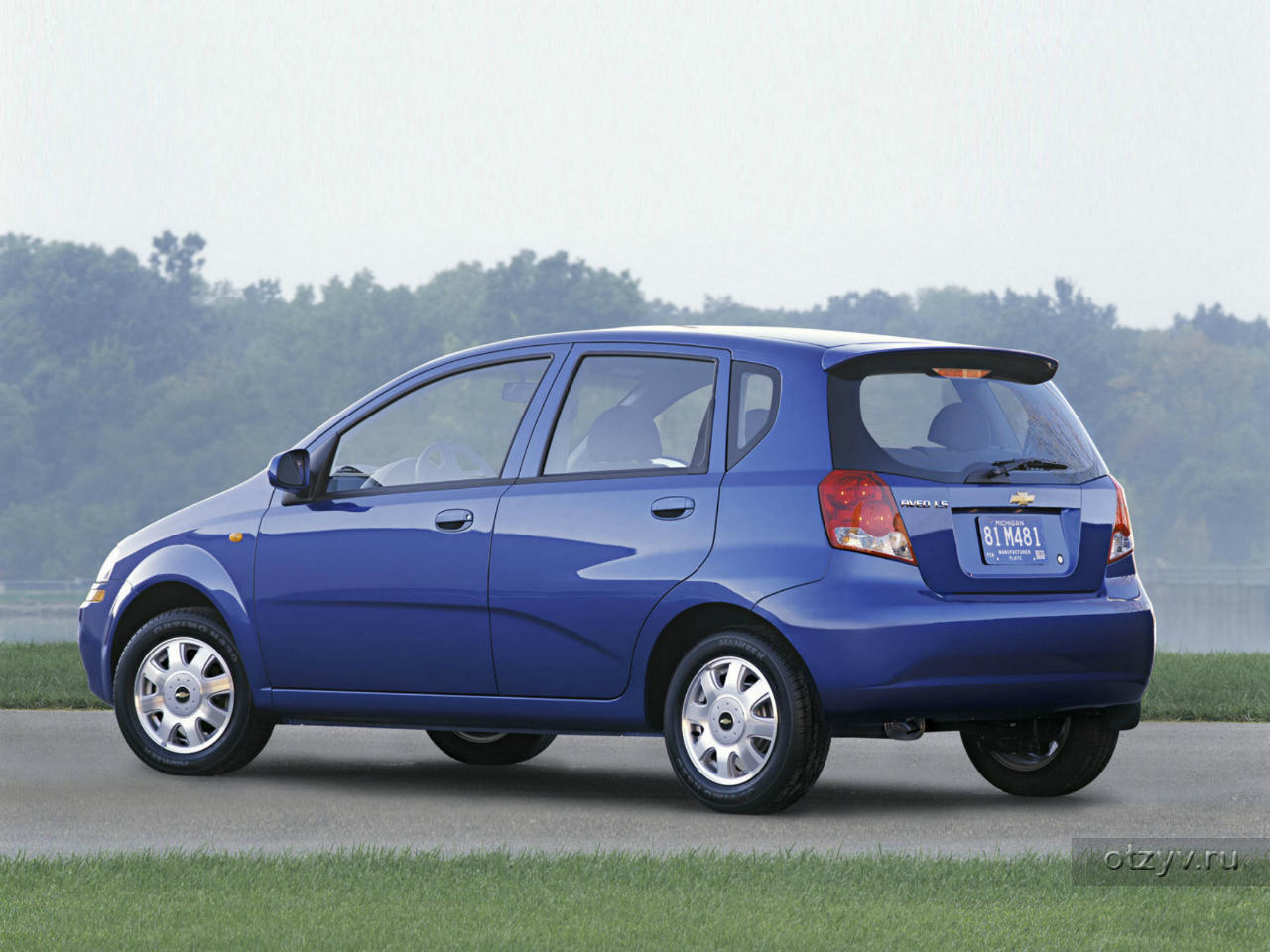 Chevrolet Aveo Hatchback 2004