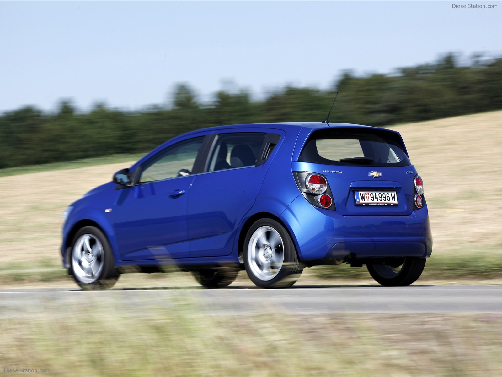 Chevrolet Aveo Hatchback 2014