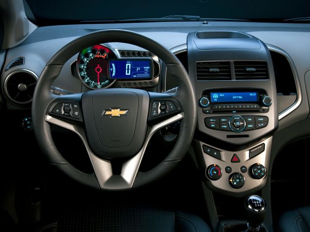 Chevrolet Aveo Hatchback 2014