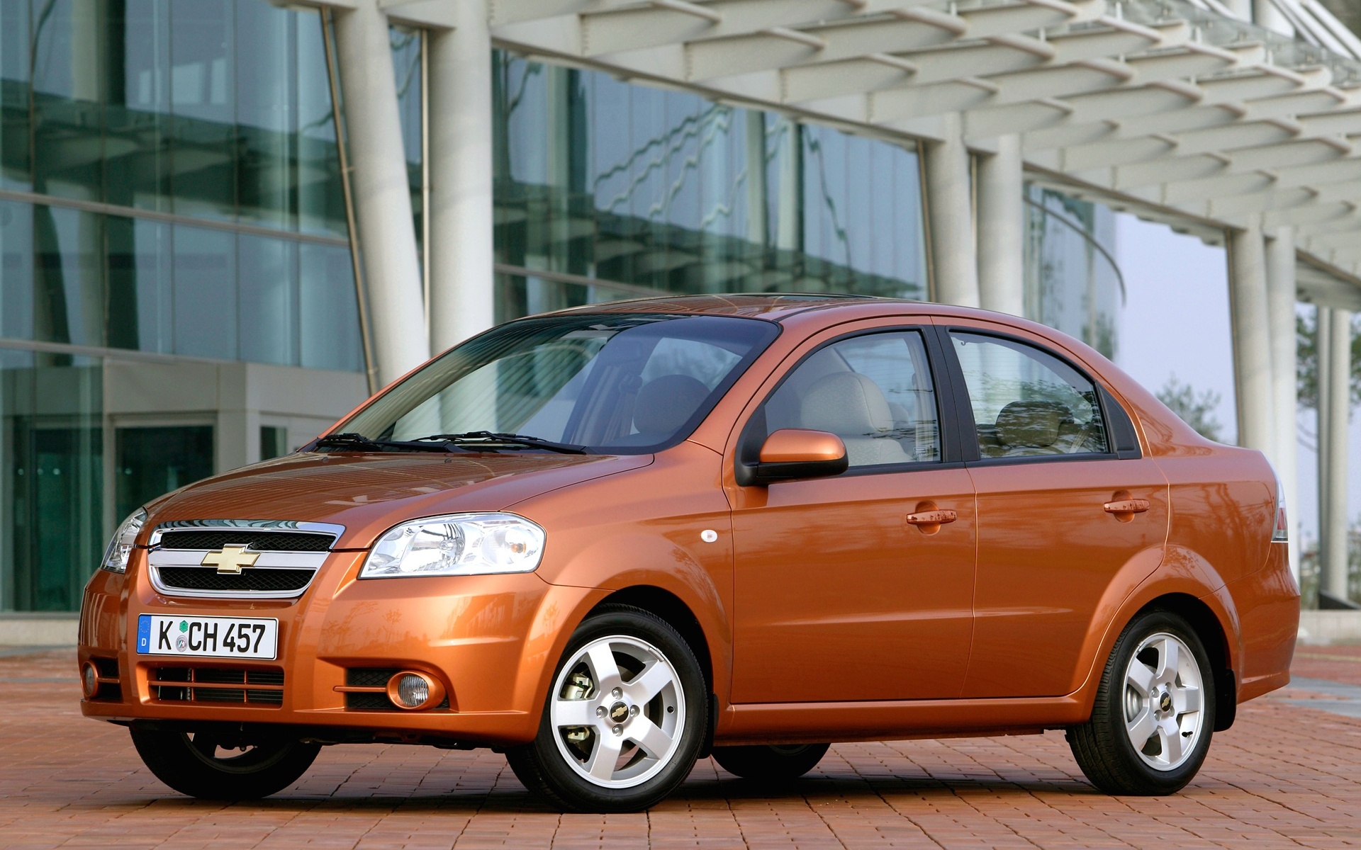 Chevrolet Aveo Orange