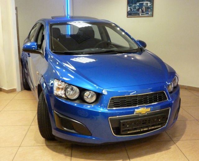 Chevrolet Aveo Sedan 2013