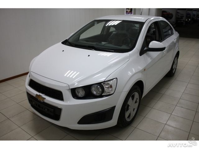Chevrolet Aveo Sedan 2013