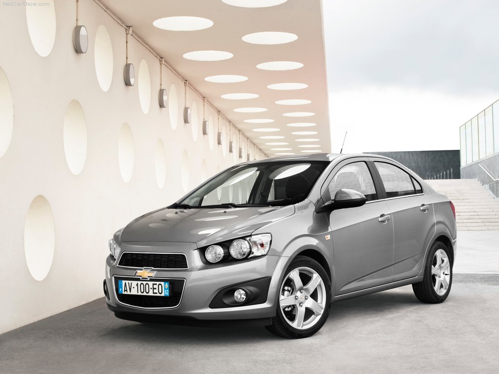 Chevrolet Aveo Sedan 2013