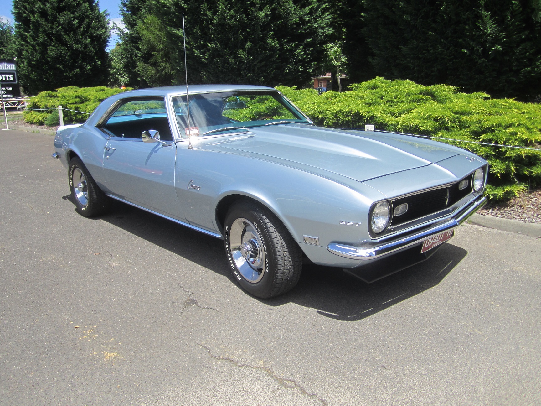 Chevrolet Camaro 327