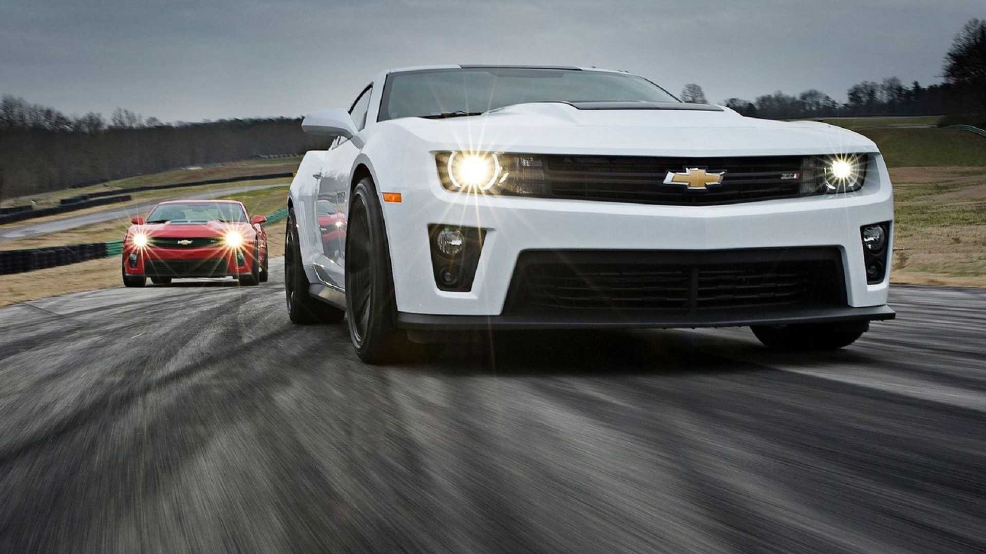 Chevrolet Camaro White