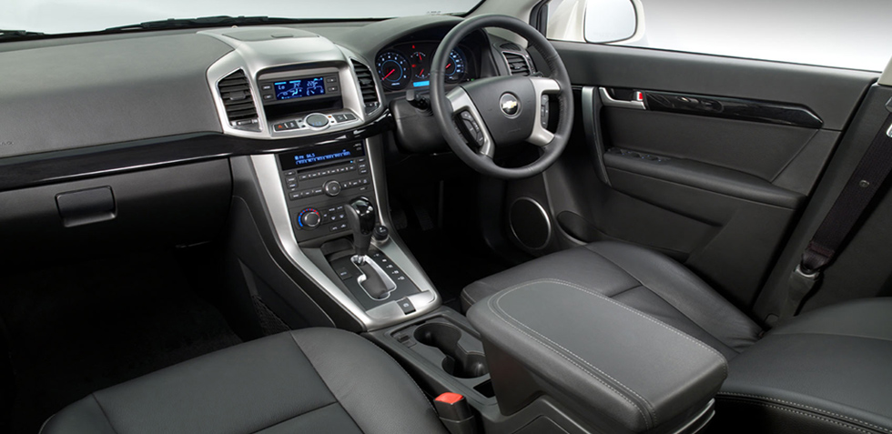 Chevrolet Captiva Black