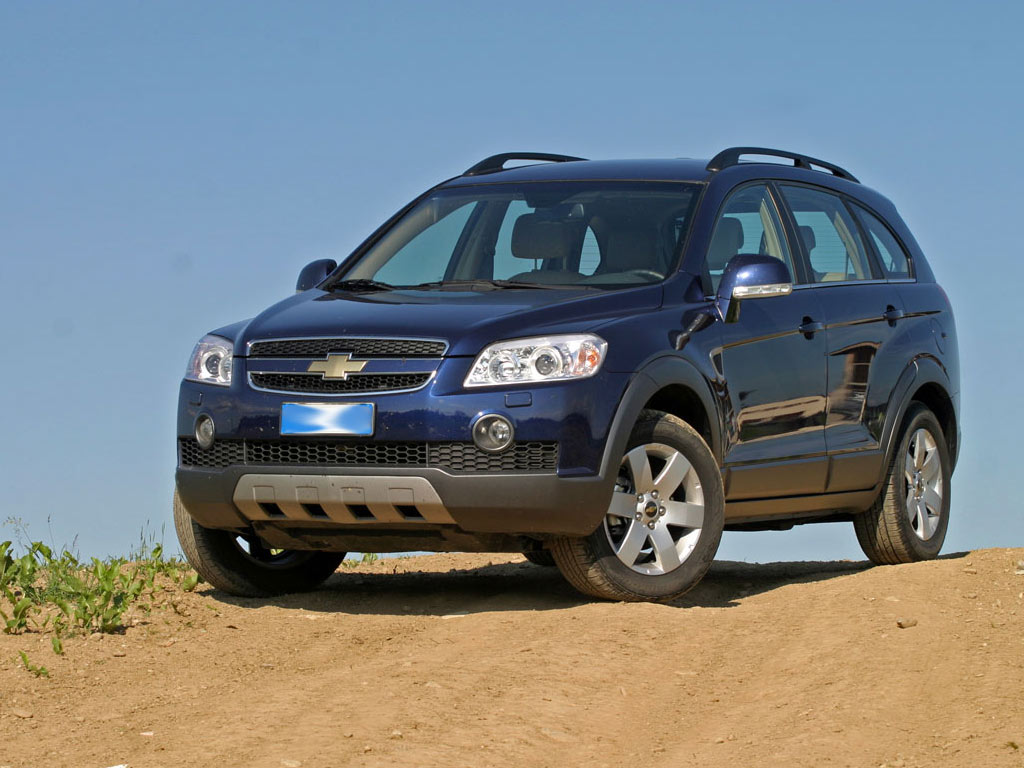 Chevrolet Captiva Blue