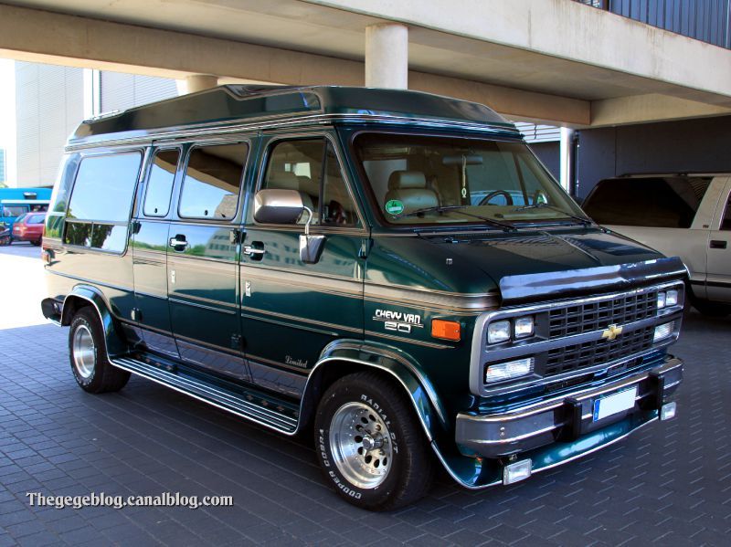 Chevrolet Chevy Van 20
